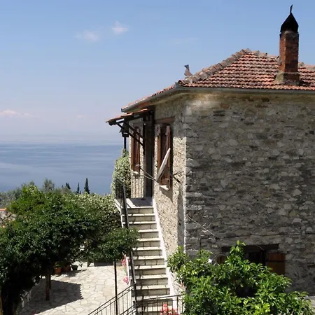 Tsorni Hill Apartment Lefokastro