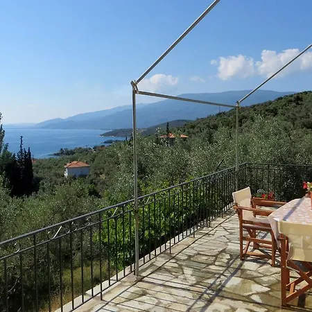 Tsorni Hill 莱福卡斯特龙