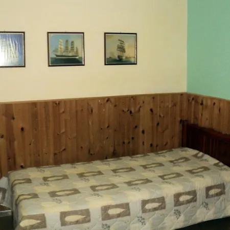 Апартаменты Tsorni Hill *